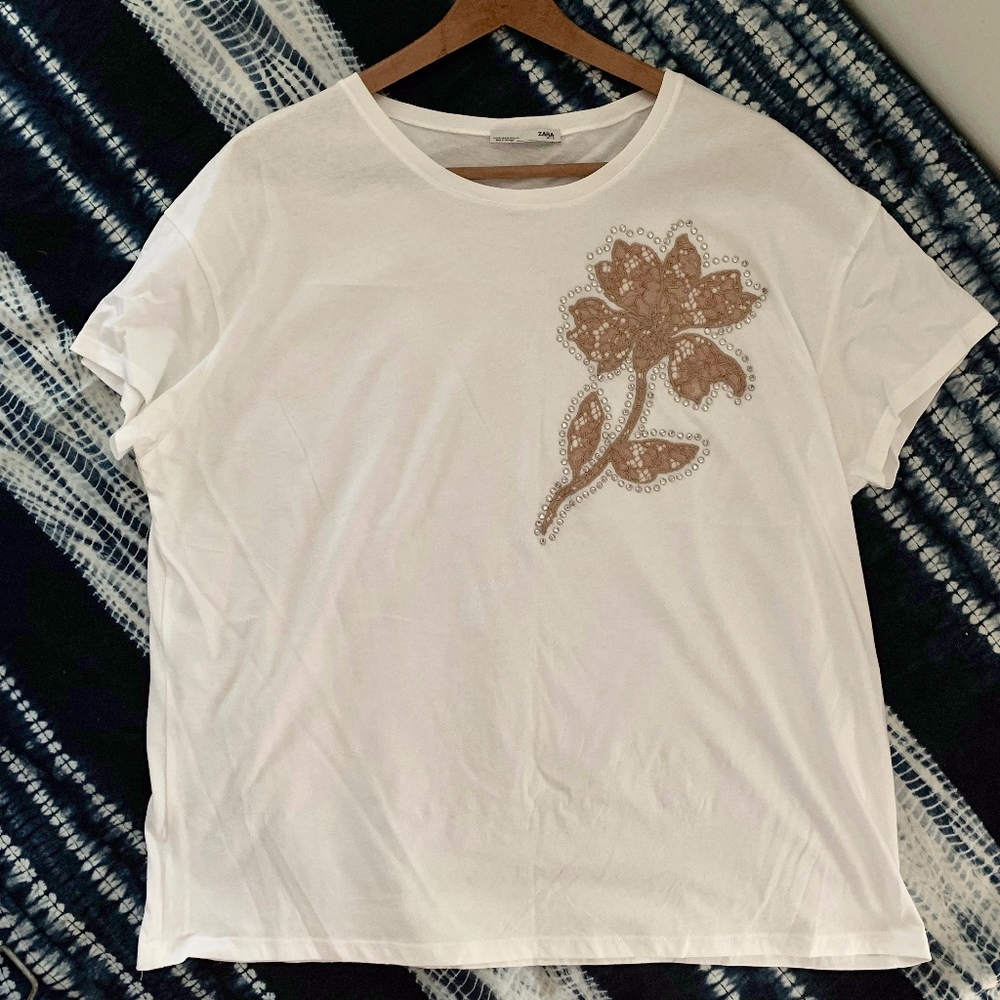Zara Flower Applique White T-shirt